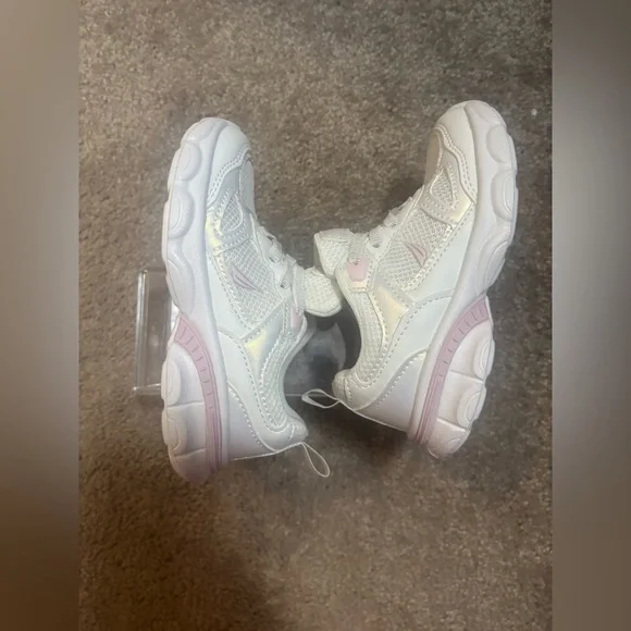 Nautica Kids Cream and Pink Sneakers size 9 - Picture 7 of 10